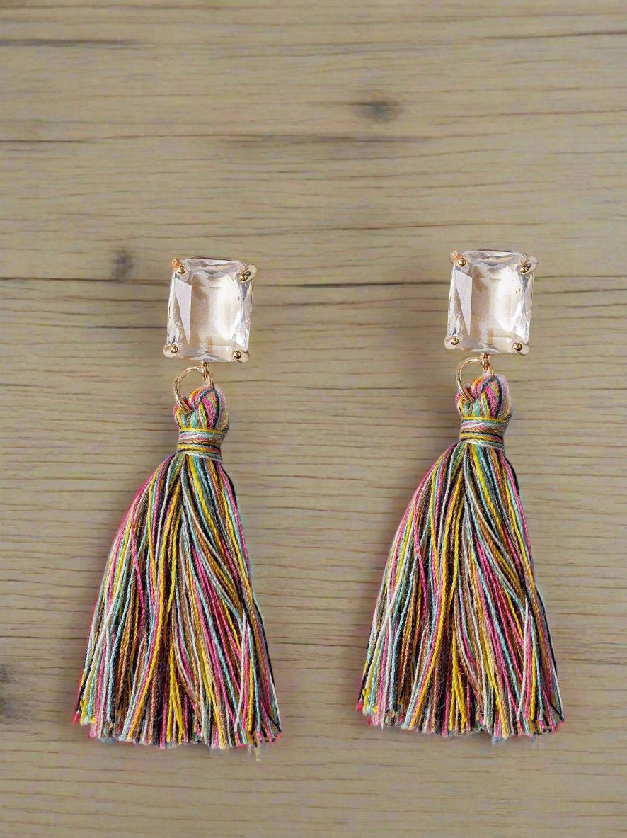 Vibrant Sway Stud Earrings